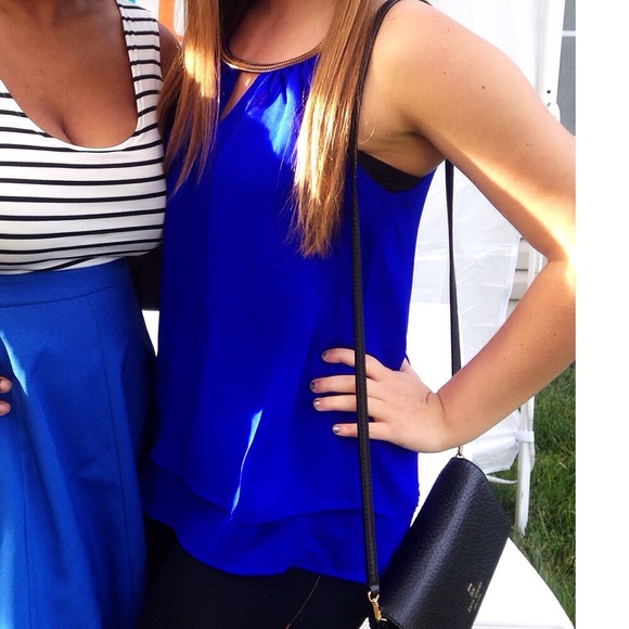 CHARLOTTE RUSSE Royal Blue Flowy Sleeveless Blouse - Picture 2 of 8